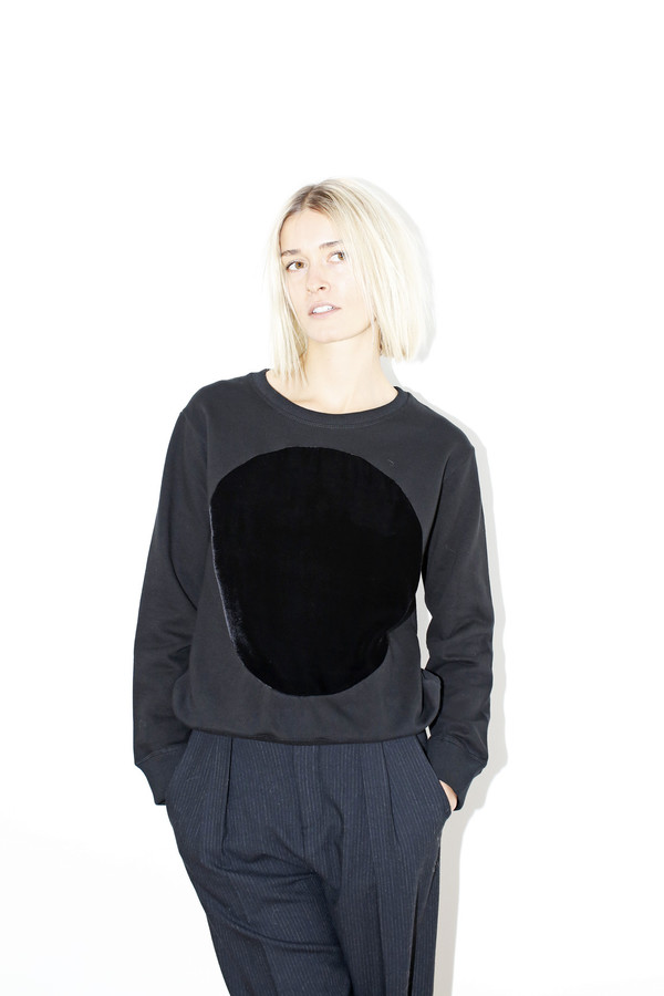 Unisex Correll Correll Velvet Circle Sweatshirt | Black Unisex Correll Correll Velvet Circle Sweatshirt | Black