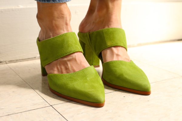 Intentionally Blank MISSY GREEN SUEDE Intentionally Blank MISSY GREEN SUEDE
