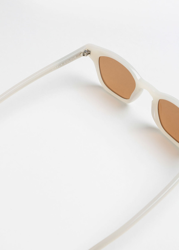 Carla Colour Gaka Sunglasses in Cloud+Sandstorm Carla Colour Gaka Sunglasses in Cloud+Sandstorm