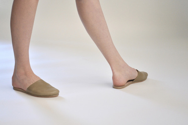 The Palatines Shoes Cognitio Mule - Olive Leather The Palatines Shoes Cognitio Mule - Olive Leather