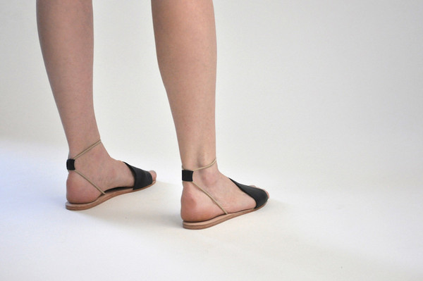 The Palatines Shoes Refero Sandal - Black Leather W Beige Elastic The Palatines Shoes Refero Sandal - Black Leather W Beige Elastic