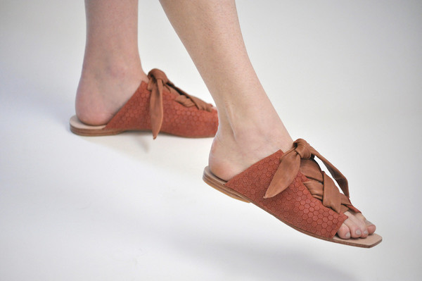 The Palatines Shoes Texo Sandal - clay Hex Leather W Shiny Rust Ties The Palatines Shoes Texo Sandal - clay Hex Leather W Shiny Rust Ties