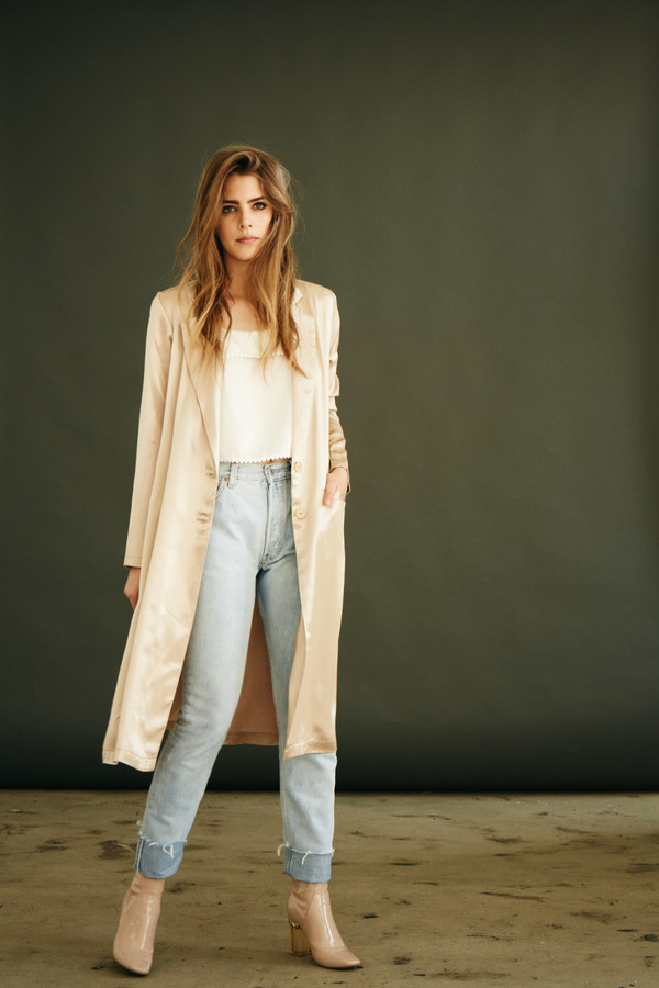 BETWEEN TEN Lora Duster - Champagne BETWEEN TEN Lora Duster - Champagne