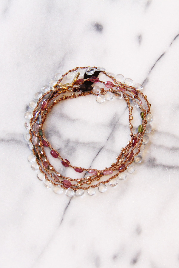 FEATHERED SOUL MYSTIC STONE WRAP FEATHERED SOUL MYSTIC STONE WRAP