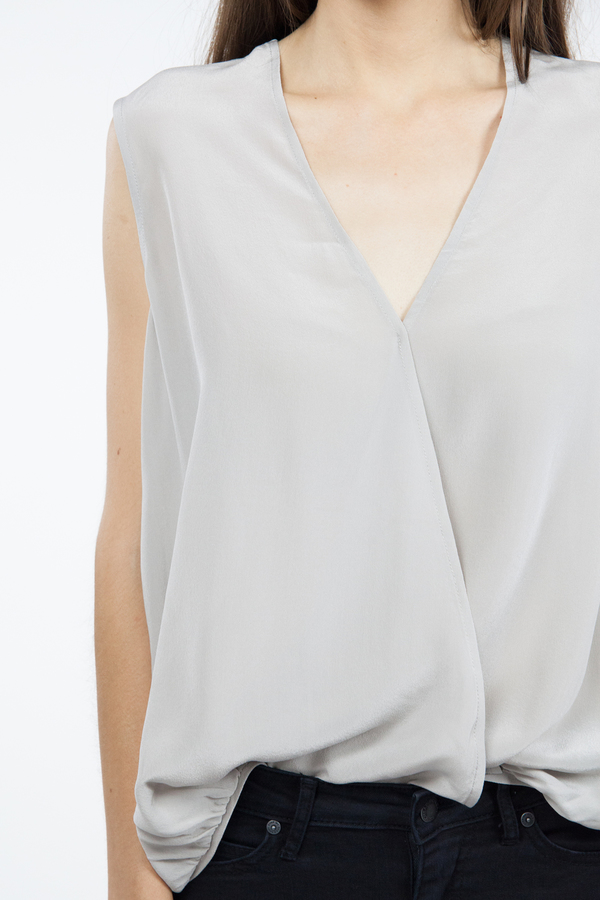 just female Twisty Top - Silver Cloud just female Twisty Top - Silver Cloud