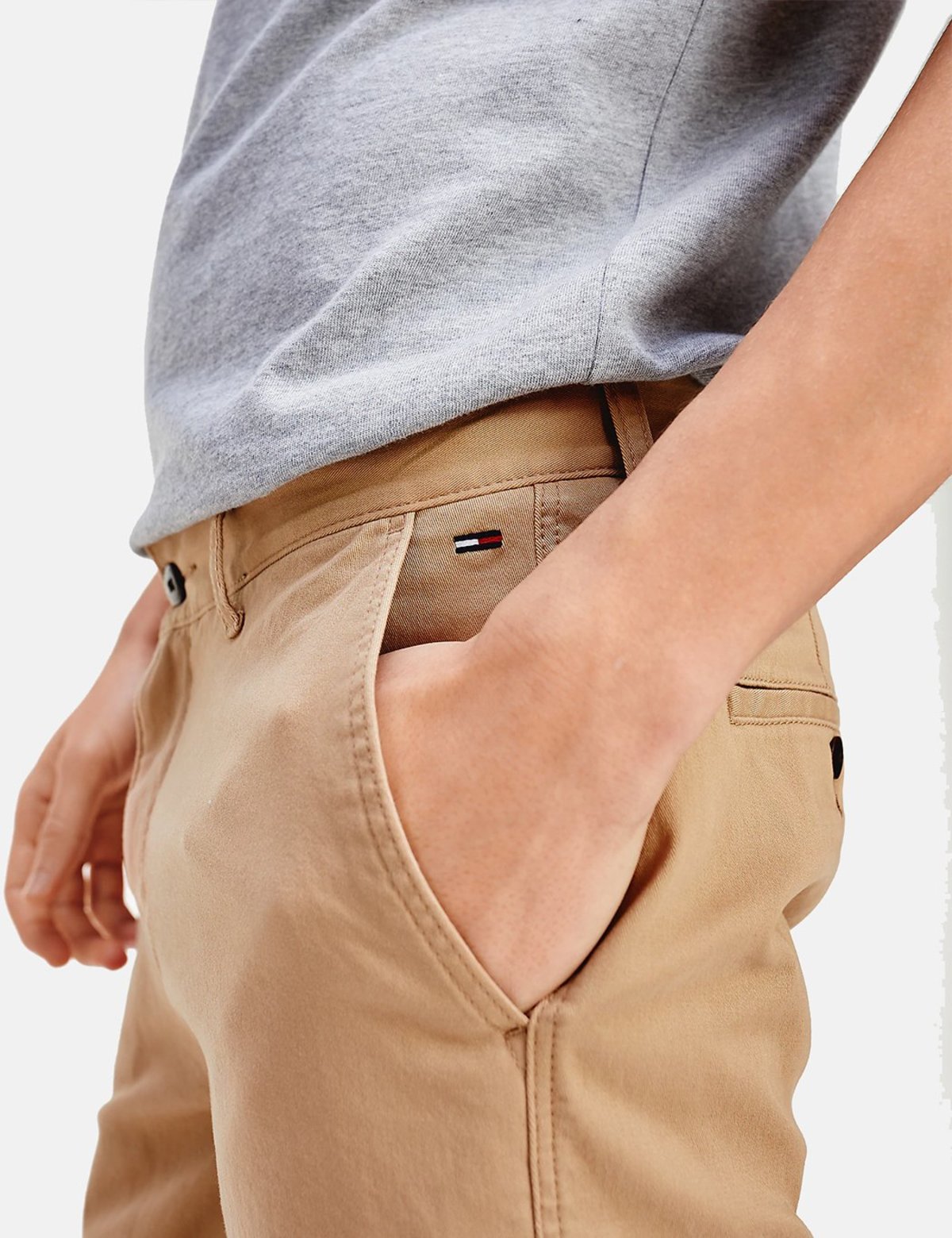 tommy jeans essential chino