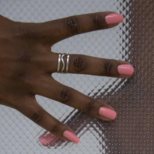 Alynne Lavigne Wave Ring Alynne Lavigne Wave Ring