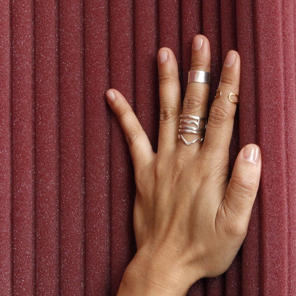 Alynne Lavigne Wave Ring Alynne Lavigne Wave Ring