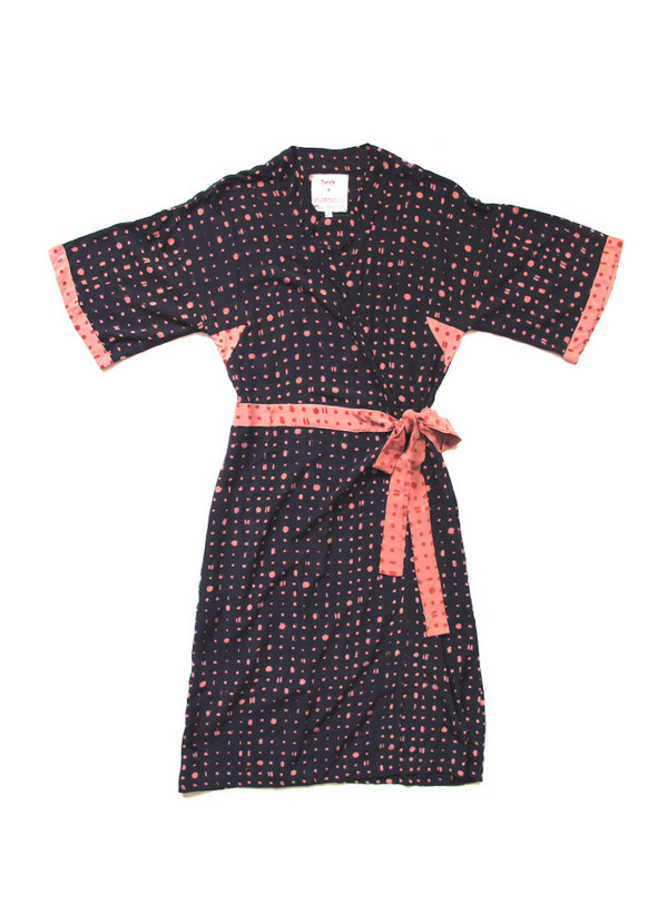 Seek Collective Sample Sale / Robe, black portals print Seek Collective Sample Sale / Robe, black portals print