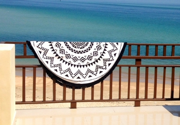 Tofino Towel Co. Long Beach Black Edition - Round Towel Tofino Towel Co. Long Beach Black Edition - Round Towel