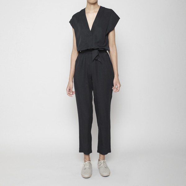 7115 by Szeki V-Neck Jumpsuit- Black FW16 7115 by Szeki V-Neck Jumpsuit- Black FW16