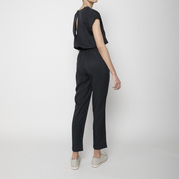 7115 by Szeki V-Neck Jumpsuit- Black FW16 7115 by Szeki V-Neck Jumpsuit- Black FW16