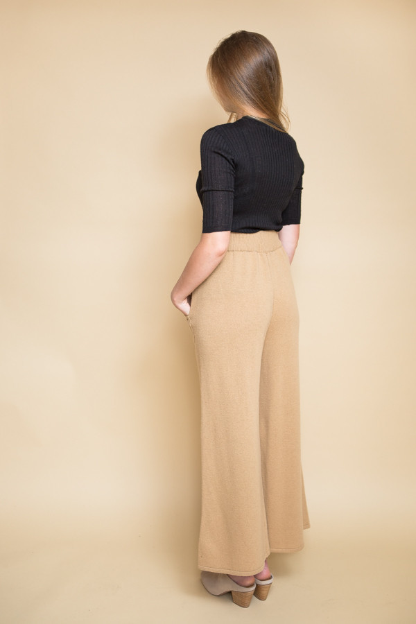 Achro Wide Leg Knit Pants / Camel Achro Wide Leg Knit Pants / Camel
