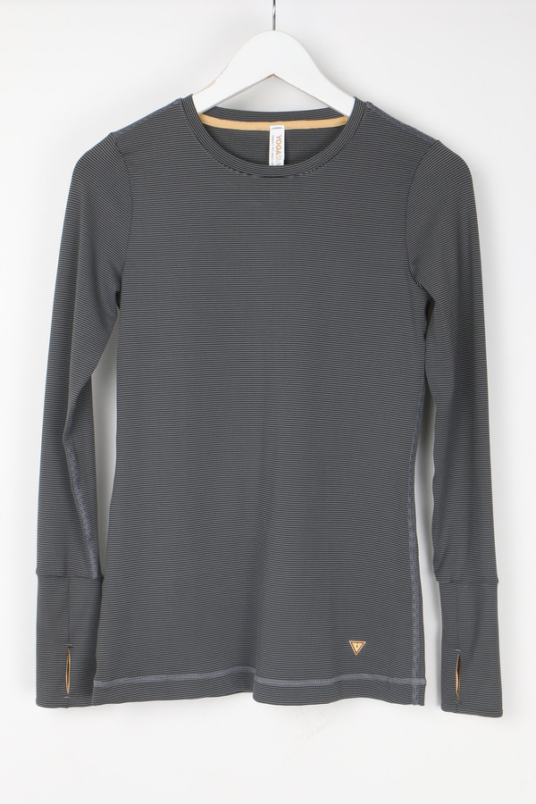 YogaSmoga Up-To-The-Minute Pinnacle Tee YogaSmoga Up-To-The-Minute Pinnacle Tee