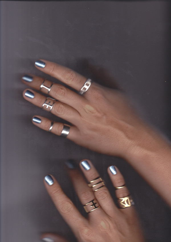 ALYNNE LAVIGNE - Line Ring ALYNNE LAVIGNE - Line Ring