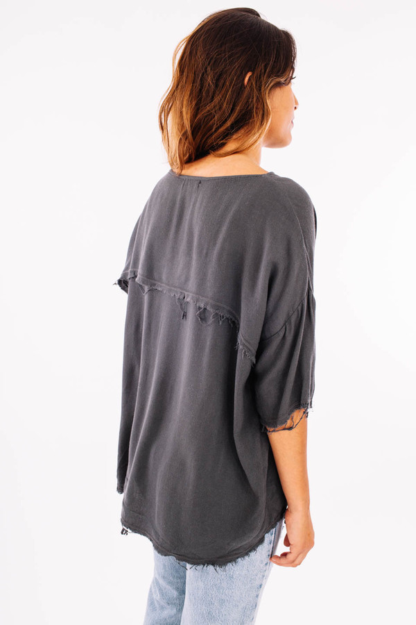 Black Crane Square Top (Dark Shadow) Black Crane Square Top (Dark Shadow)