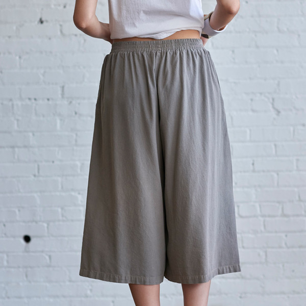 Black Crane Slit Wide Culotte Black Crane Slit Wide Culotte