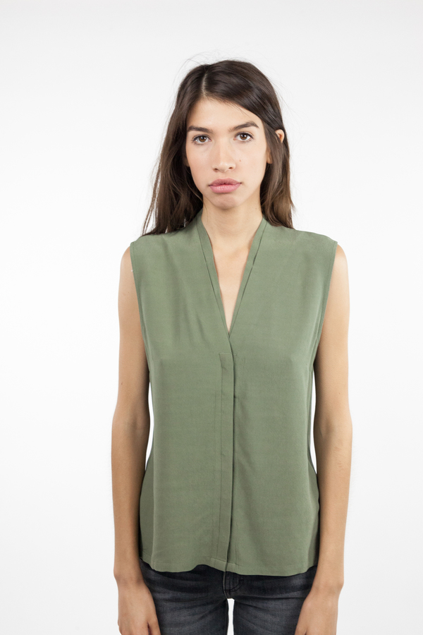 just female Mar Sleeveless Shirt - Litchen Green just female Mar Sleeveless Shirt - Litchen Green