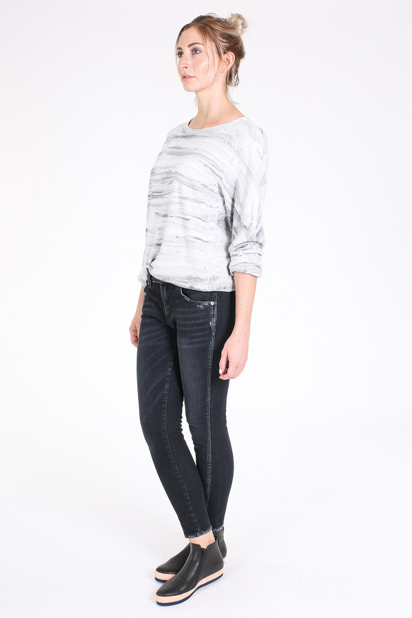 Raquel Allegra Raglan marble sweatshirt in grey Raquel Allegra Raglan marble sweatshirt in grey