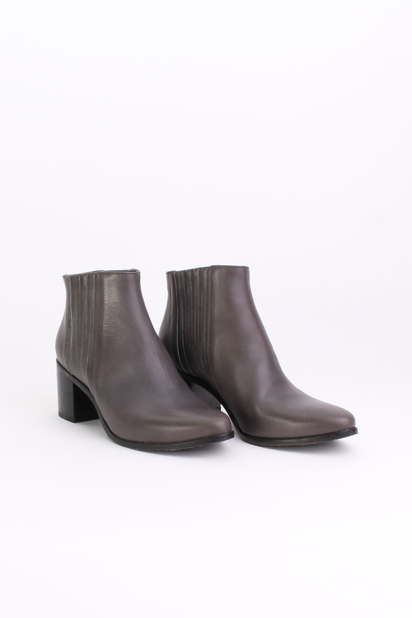 Coclico Zag bootie in grey Coclico Zag bootie in grey