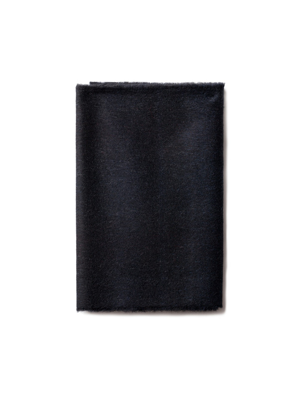 Stephan Schneider Scarf Home Dark (W) Stephan Schneider Scarf Home Dark (W)
