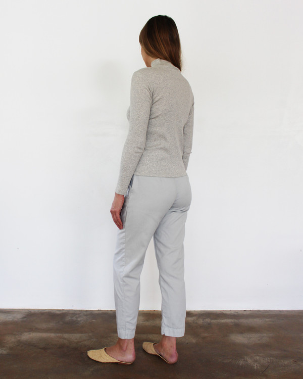 esby ALI RIB TURTLENECK - LT. GREY esby ALI RIB TURTLENECK - LT. GREY