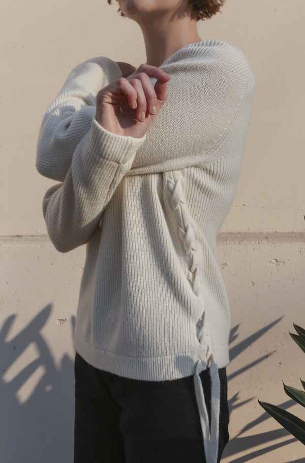 SVILU Lace-up Sweater in Ivory SVILU Lace-up Sweater in Ivory