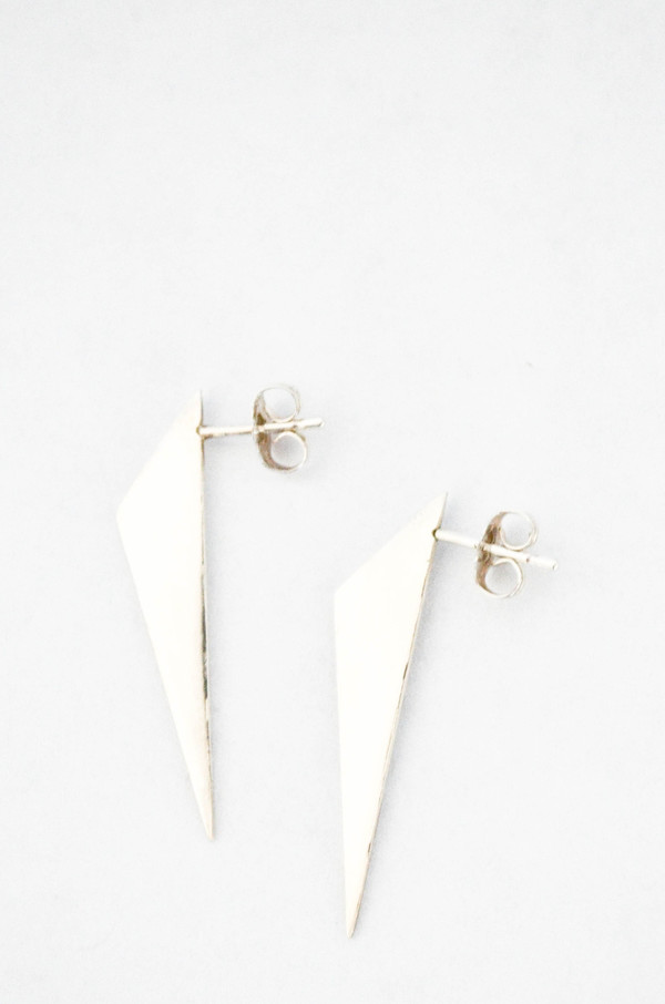 T.Kahres Sterling Silver Scalene Stud Earrings T.Kahres Sterling Silver Scalene Stud Earrings