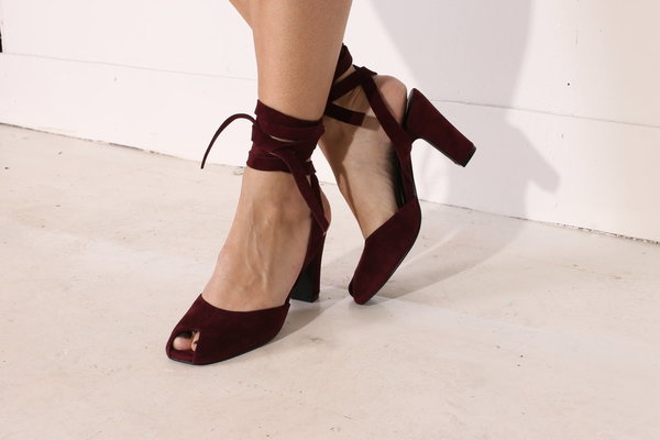 Intentionally Blank ROSE in BURGUNDY Intentionally Blank ROSE in BURGUNDY