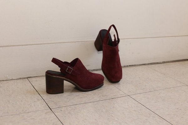 Intentionally Blank HONCHO in BURGUNDY SUEDE Intentionally Blank HONCHO in BURGUNDY SUEDE