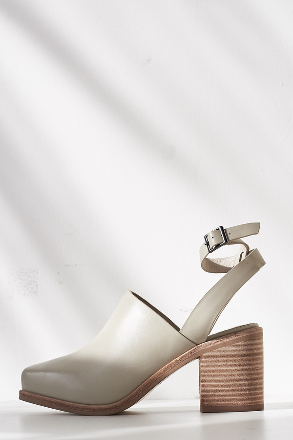 Intentionally Blank Leather Picnic Heel - Bone Intentionally Blank Leather Picnic Heel - Bone