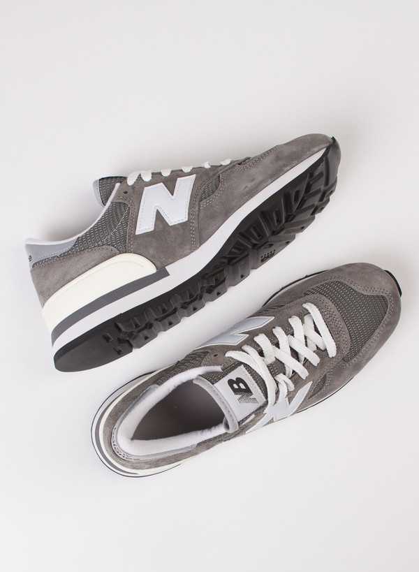Men's New Balance M990GRY - 30th Anniversary Men's New Balance M990GRY - 30th Anniversary