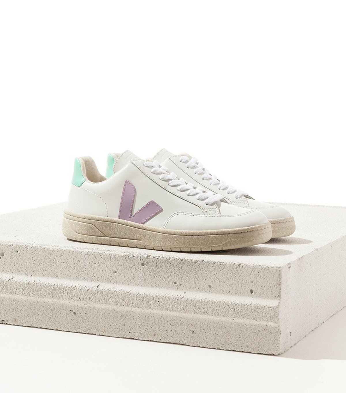 V-12 LEATHER WHITE PARME TURQUOISE