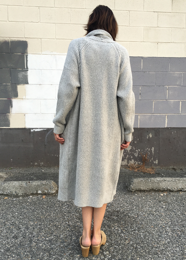 Line sweater coat Line sweater coat