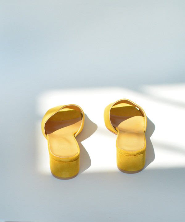 Maryam Nassir Zadeh Mustard Suede Sophie Slide Maryam Nassir Zadeh Mustard Suede Sophie Slide
