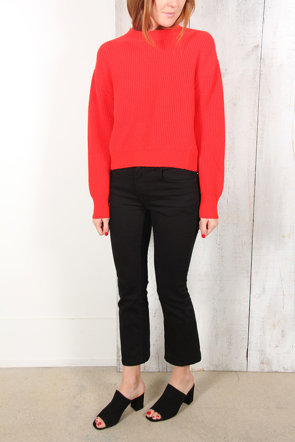 SEA RIBBED CASHMERE CREWNECK SWEATER SEA RIBBED CASHMERE CREWNECK SWEATER