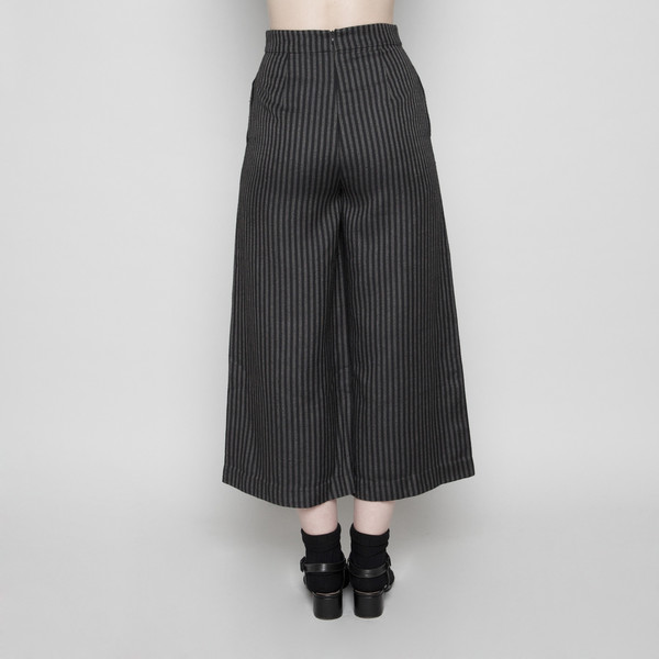 7115 by Szeki Wide-Legged Cropped Trouser- Stripe FW16 7115 by Szeki Wide-Legged Cropped Trouser- Stripe FW16