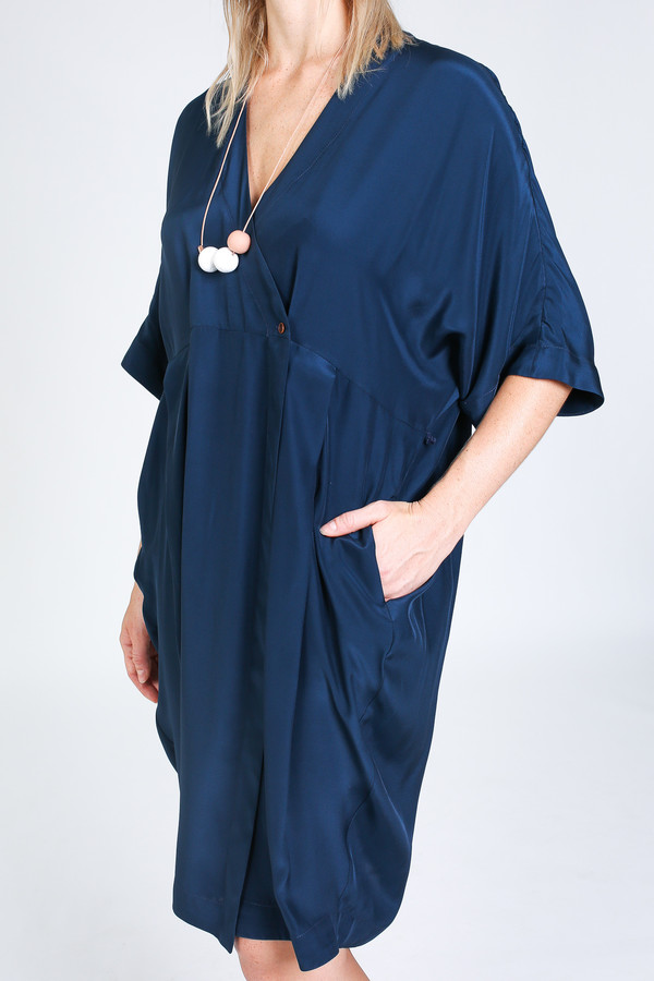 Vincetta Knee Length Kimono Dress in navy Vincetta Knee Length Kimono Dress in navy