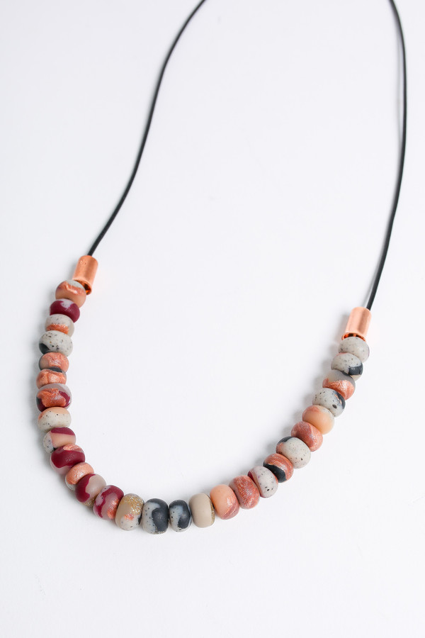 Pepper Train The Mini Necklace in bordeaux/nude swirl Pepper Train The Mini Necklace in bordeaux/nude swirl