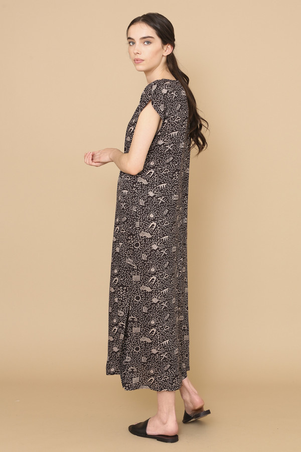 Osei-Duro Maena Boubou in Black Doodlebop Osei-Duro Maena Boubou in Black Doodlebop
