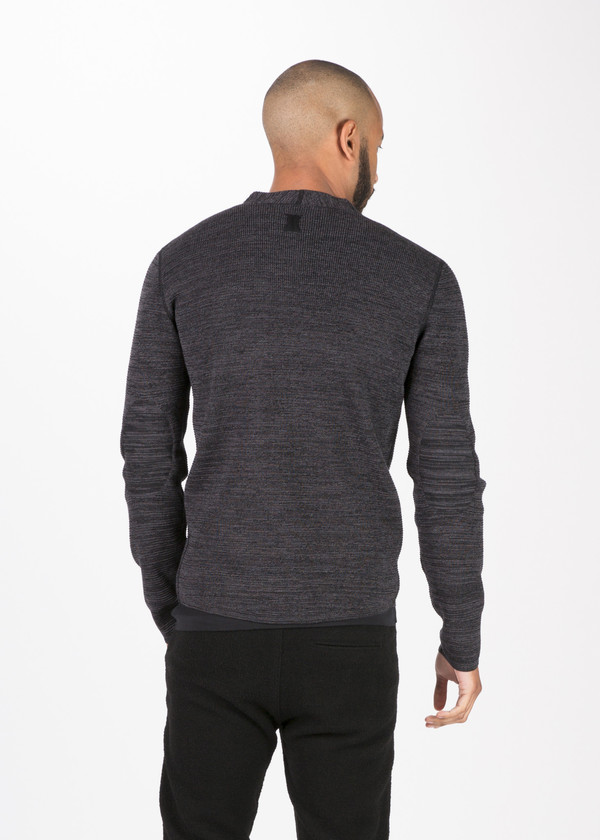 Men's Hannes Roether Temel V-Neck Pullover Men's Hannes Roether Temel V-Neck Pullover