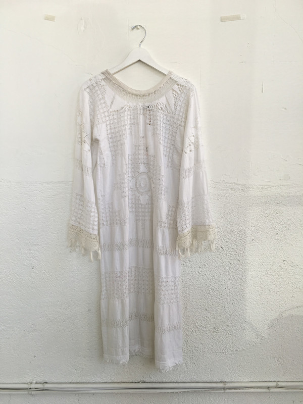 Place Nationale Sleeved Kaftan Lace Maxi Dress Place Nationale Sleeved Kaftan Lace Maxi Dress