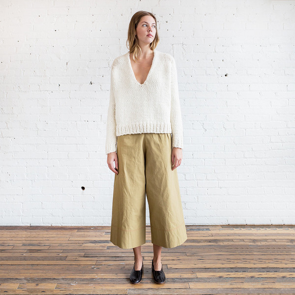 Anaak Mori Handknit Oversize V-Neck Pullover Anaak Mori Handknit Oversize V-Neck Pullover