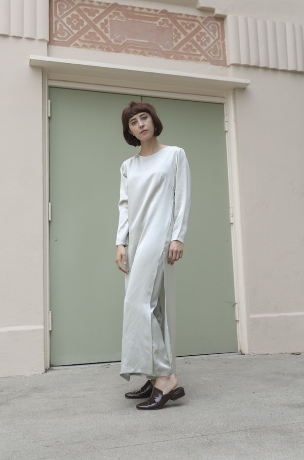 Baserange Azour Highwaist Pant in Dusty Blue Baserange Azour Highwaist Pant in Dusty Blue
