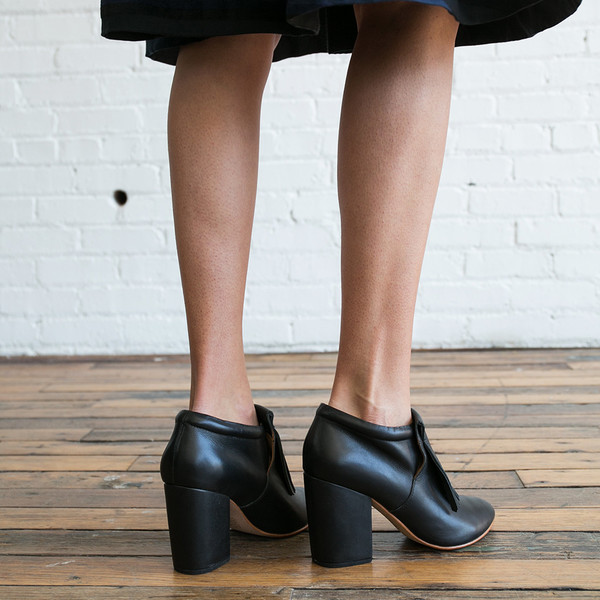 A Detacher Falcon Shoe A Detacher Falcon Shoe