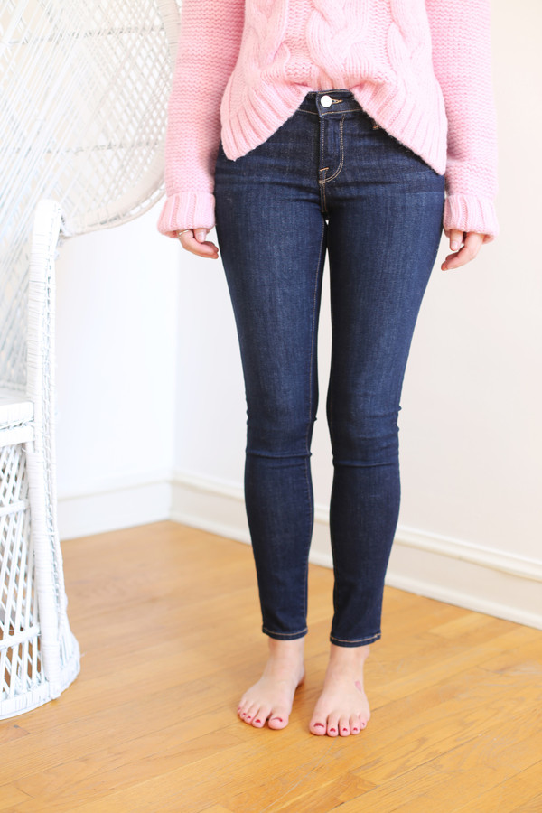 FRAME Denim Le Skinny de Jeanne in Queens Way FRAME Denim Le Skinny de Jeanne in Queens Way