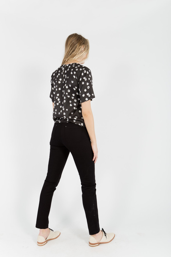 Band of Outsiders Raspberries Printed T-Shirt Band of Outsiders Raspberries Printed T-Shirt