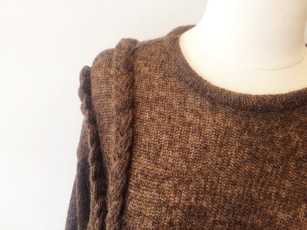 Eve Gravel Apes Sweater Eve Gravel Apes Sweater