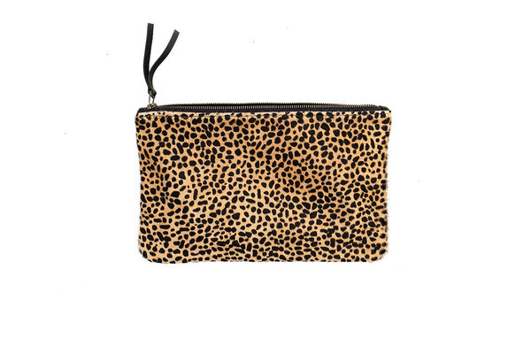Primecut TINY SPOTTED COWHIDE CLUTCH Primecut TINY SPOTTED COWHIDE CLUTCH