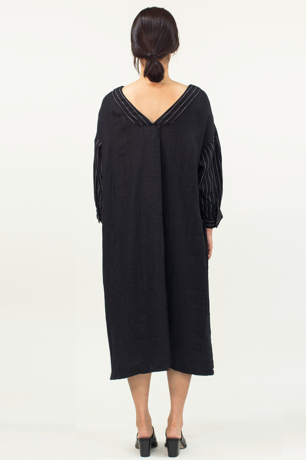 Universal Tissu Reversible Linen Dress- Black Universal Tissu Reversible Linen Dress- Black